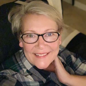 Meet your Posher, Jennie